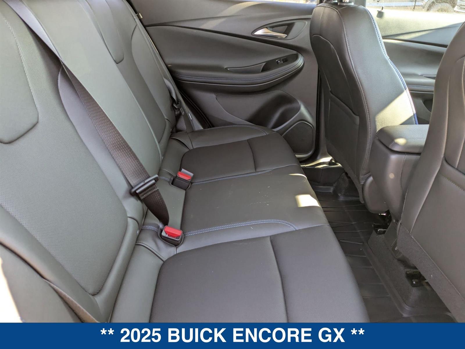 2025 Buick Encore GX Sport Touring photo 20