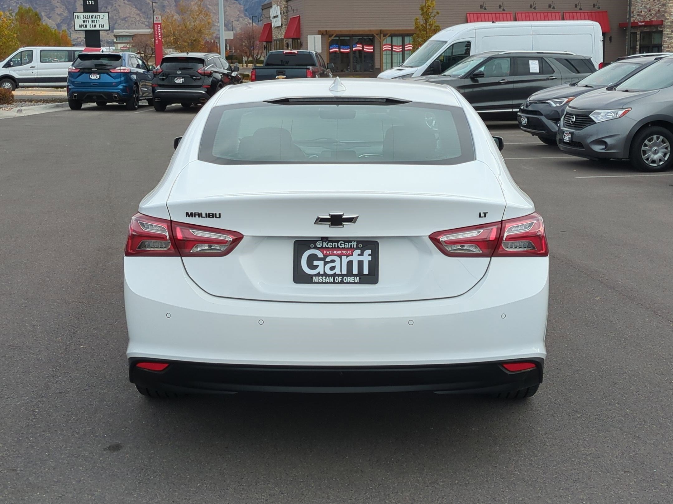 2023 Chevrolet Malibu Premier photo 4