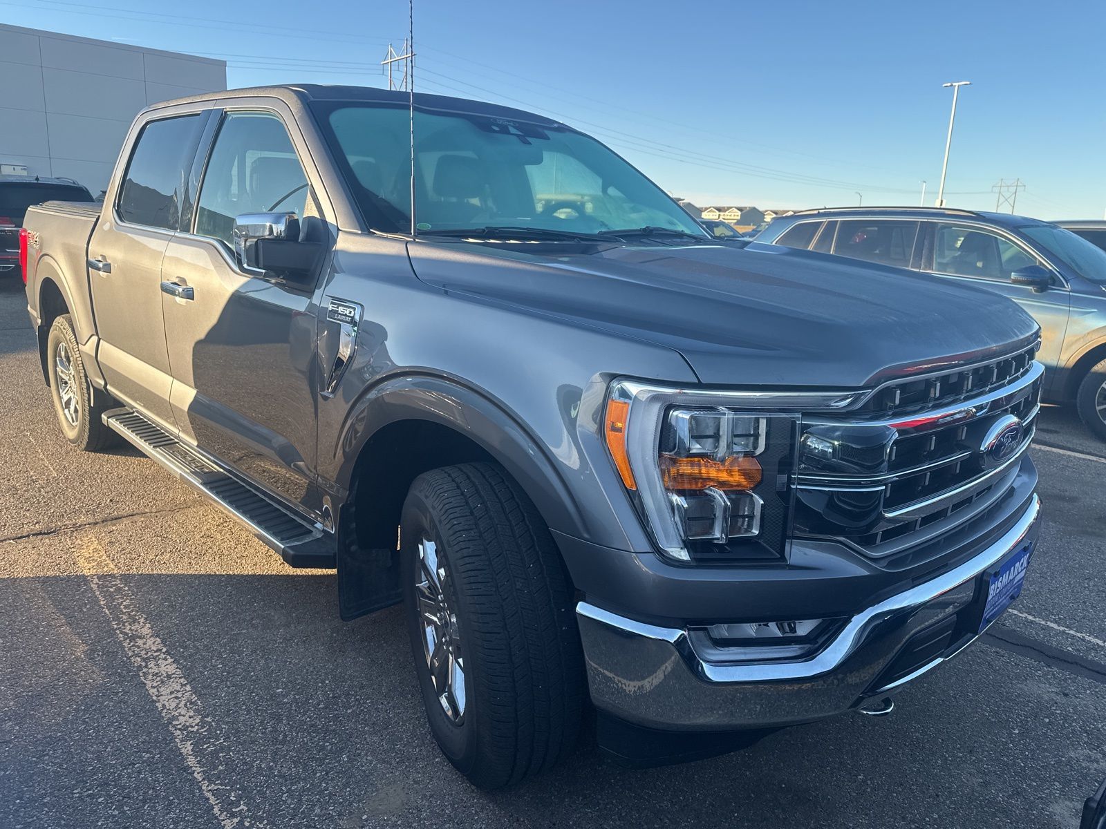 2022 Ford F-150 Lariat photo 2