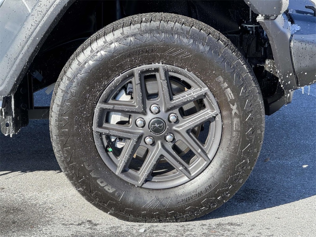 2024 Jeep Wrangler Sport S photo 28