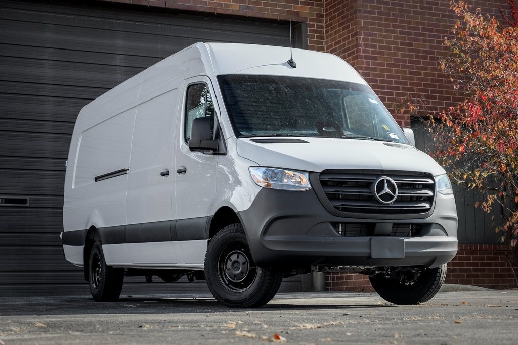 2026 Mercedes-Benz Sprinter Cargo Van Base's photo