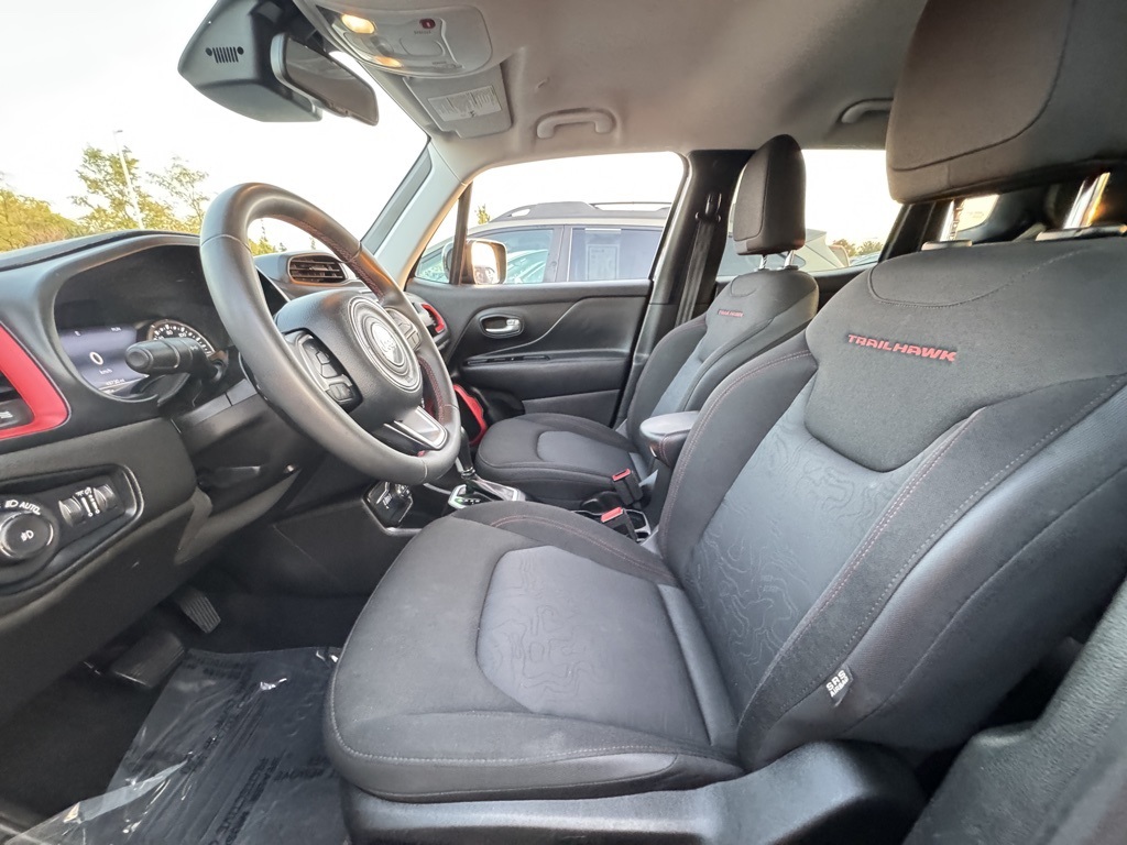 2023 Jeep Renegade Trailhawk photo 19