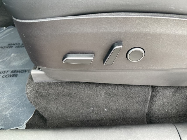 2021 Tesla Model Y Long Range photo 19