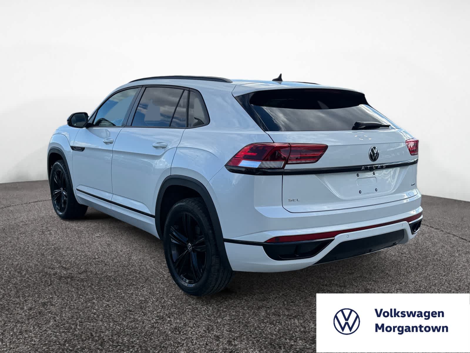 2023 Volkswagen Atlas Cross Sport SEL R-Line photo 2
