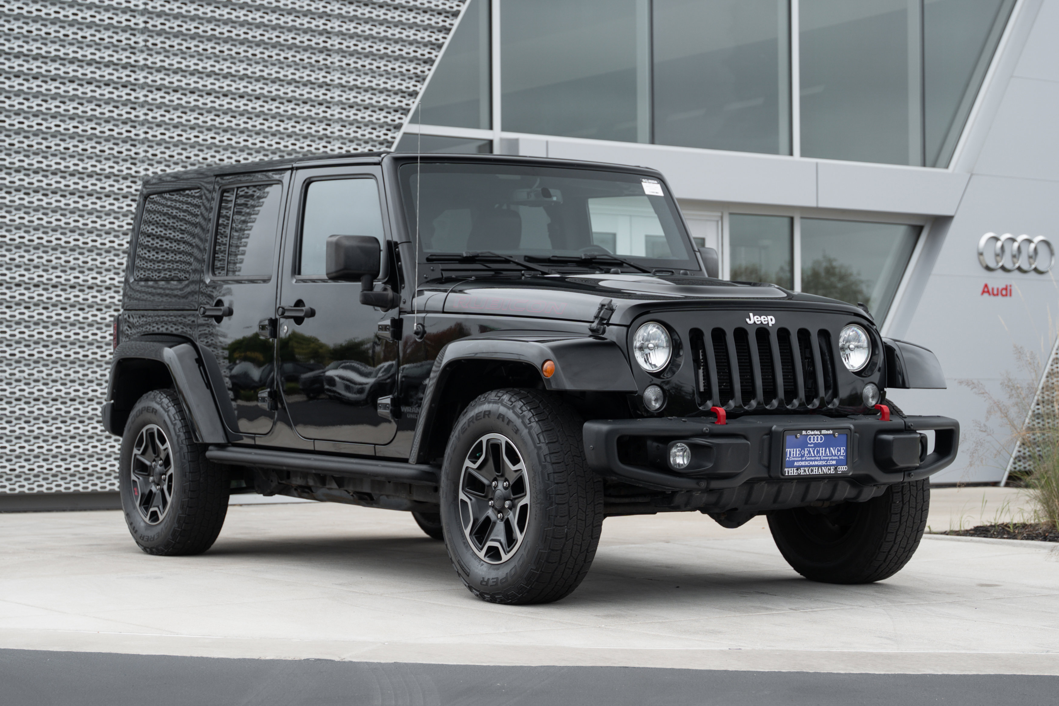 2016 Jeep Wrangler Unlimited Rubicon's photo