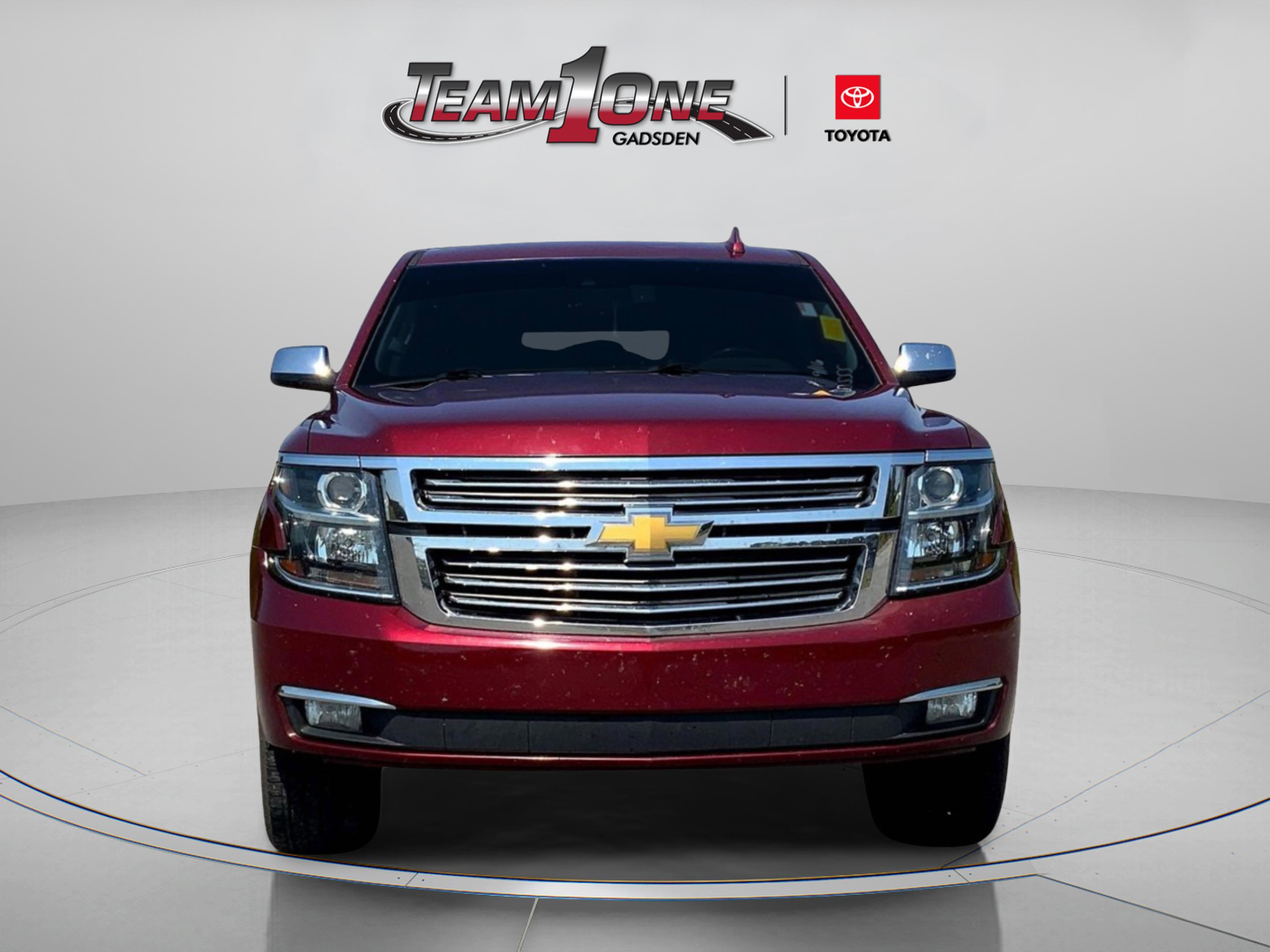 2019 Chevrolet Tahoe Premier photo 2
