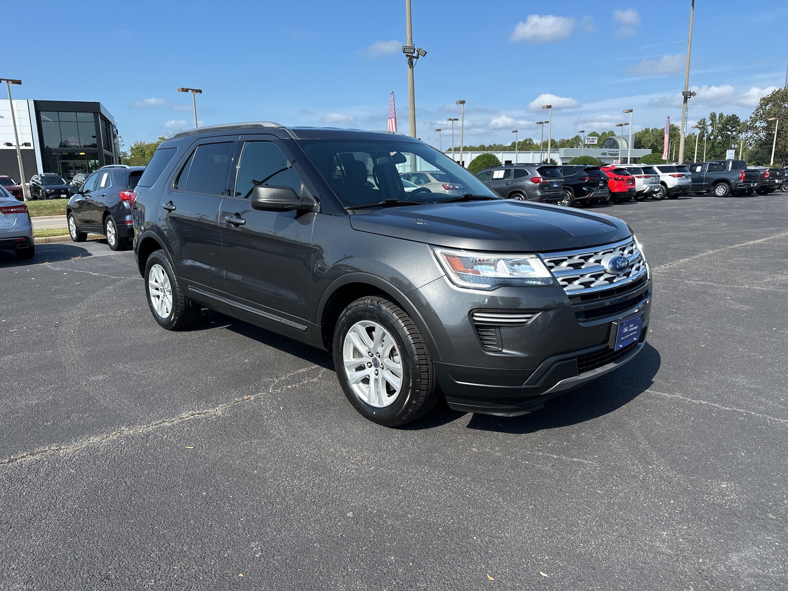 2019 Ford Explorer XLT photo 26