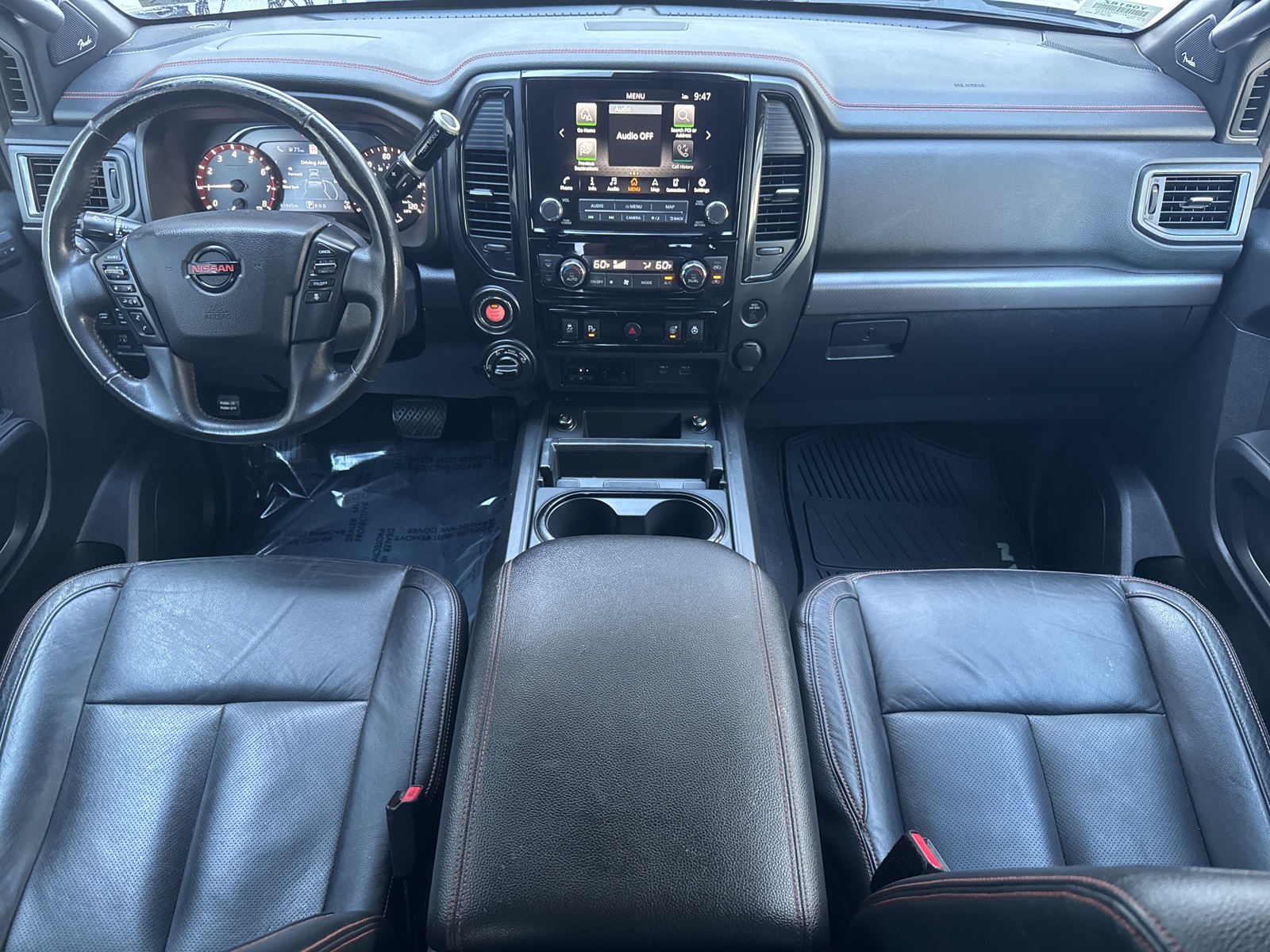 2021 Nissan Titan PRO-4X photo 2