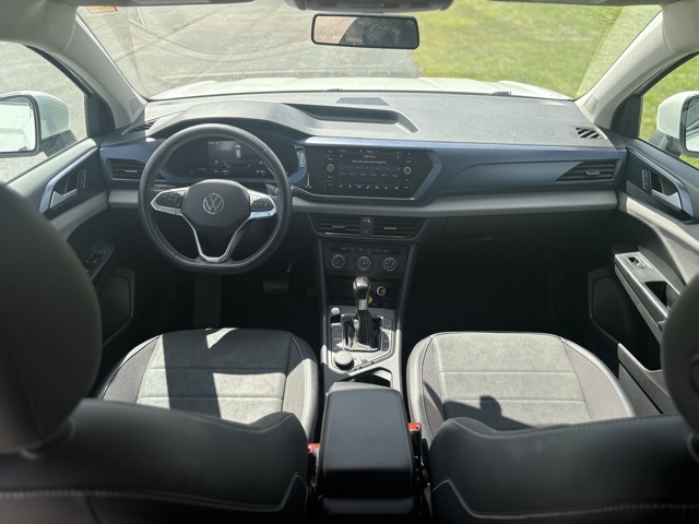 2022 Volkswagen Taos SE photo 6