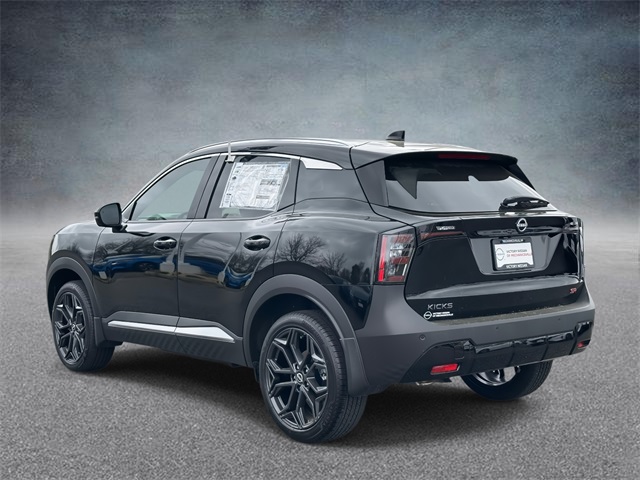 2025 Nissan Kicks SR photo 4