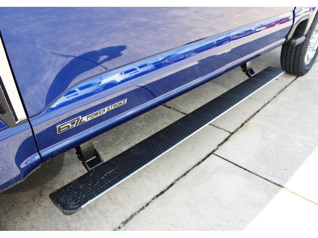 2026 Ford F-250 Lariat photo 3