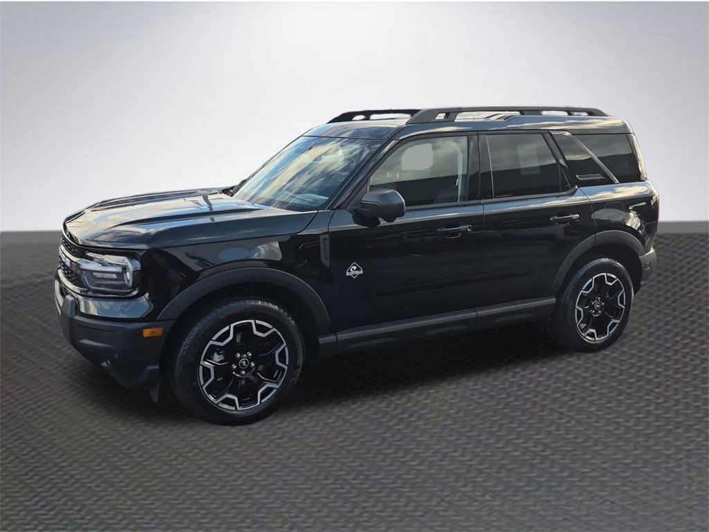 2025 Ford Bronco Sport Outer Banks photo 2
