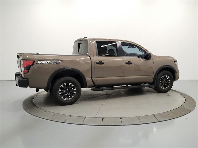 2023 Nissan Titan PRO-4X photo 7