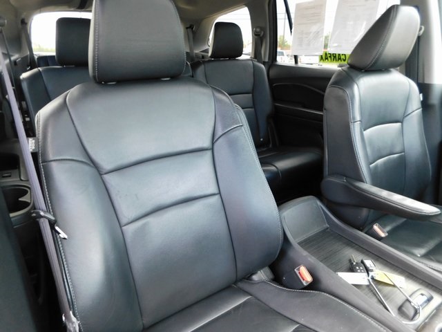 2016 Honda Pilot EX-L photo 20