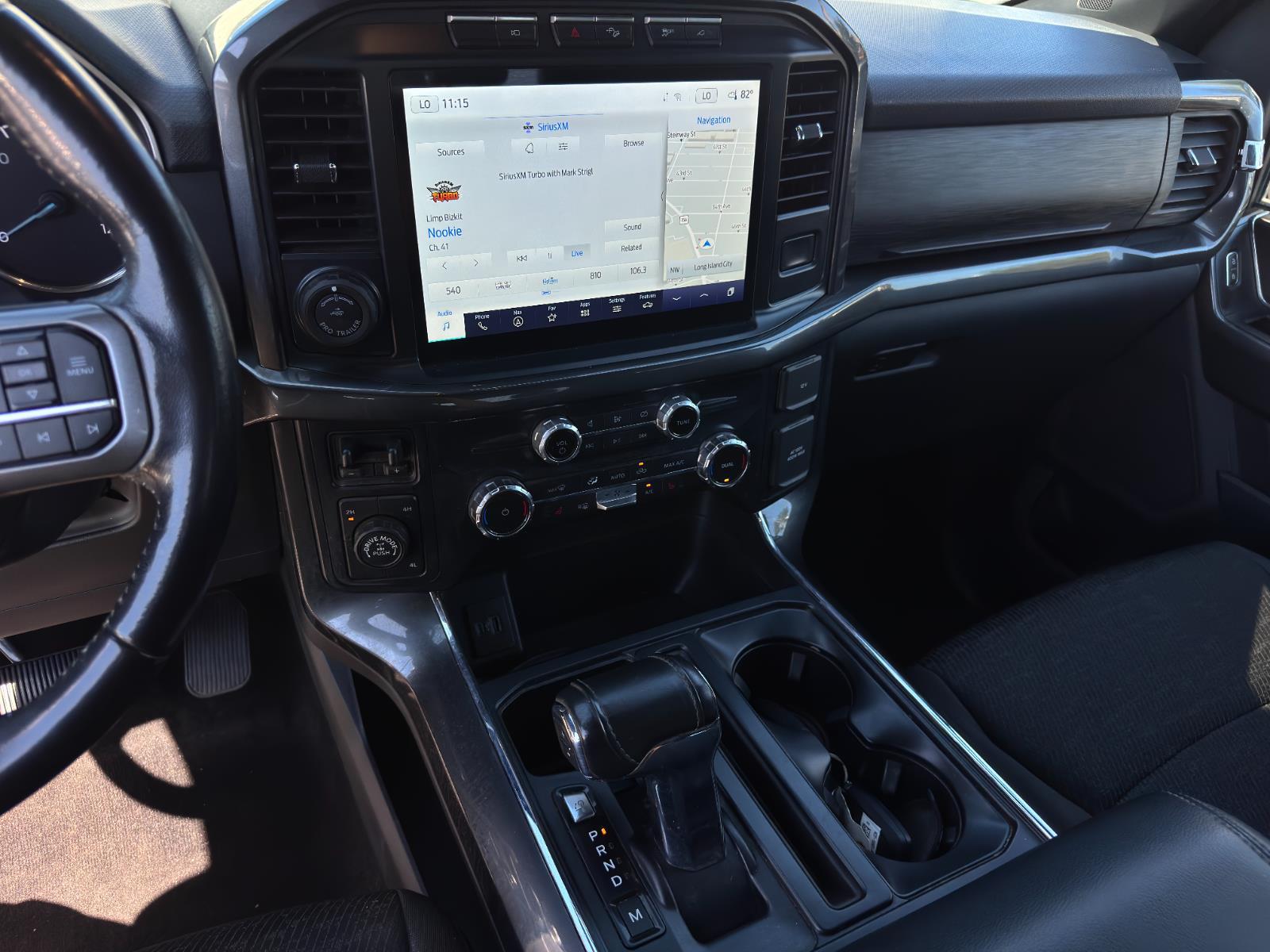 2022 Ford F-150 XLT photo 18