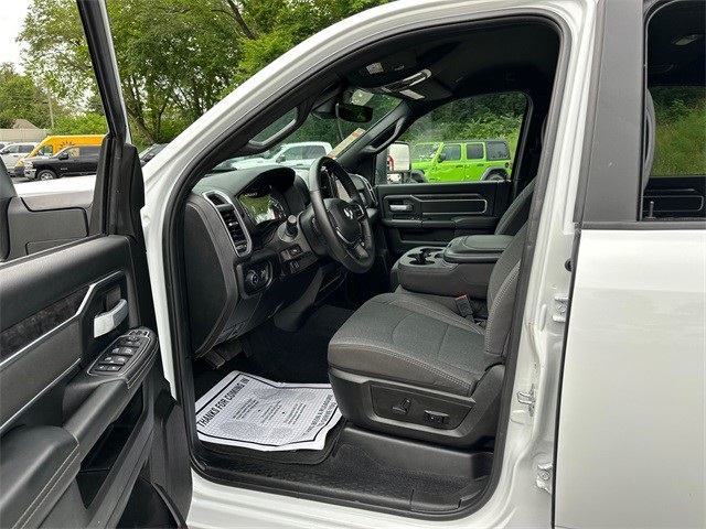 2024 Ram 2500 Big Horn photo 28