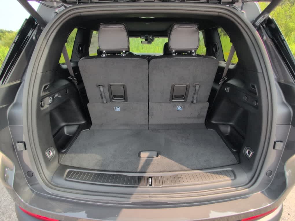 2025 Jeep Grand Cherokee Limited photo 10
