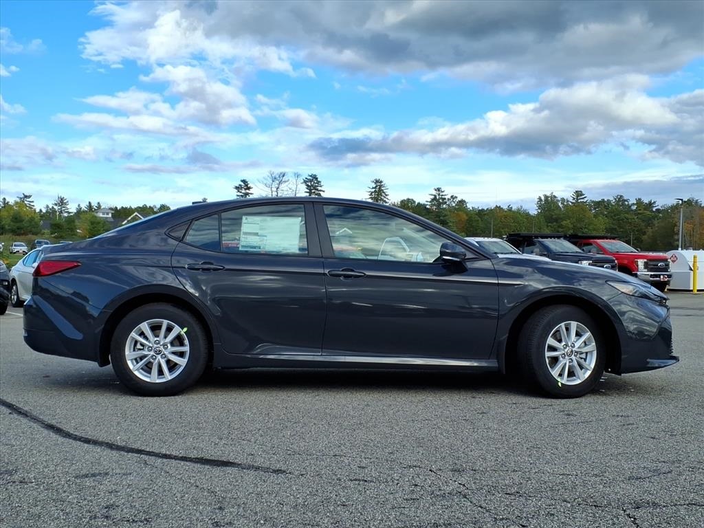 2026 Toyota Camry LE photo 2