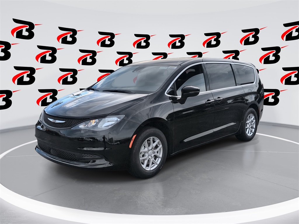 2026 Chrysler Voyager LX's photo