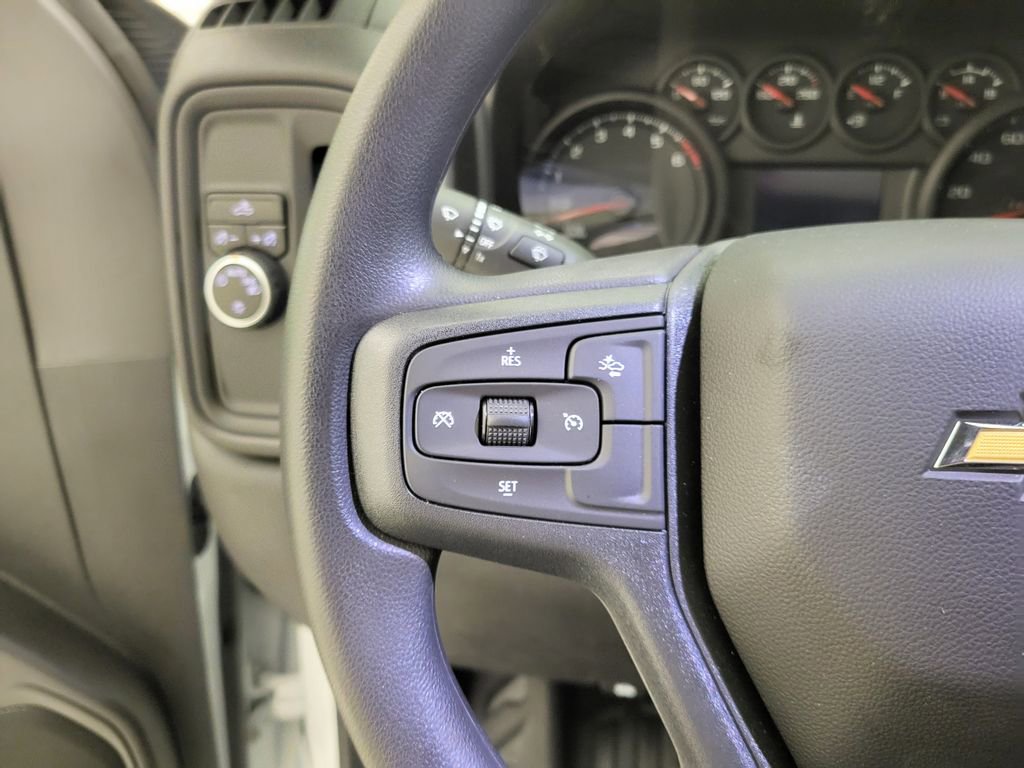 2025 Chevrolet Silverado 1500 Work Truck photo 3
