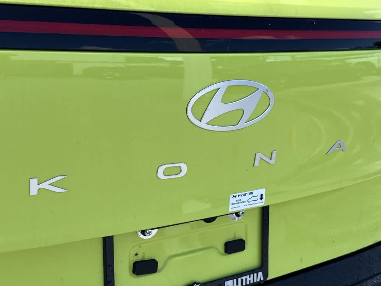 2025 Hyundai Kona SEL photo 10