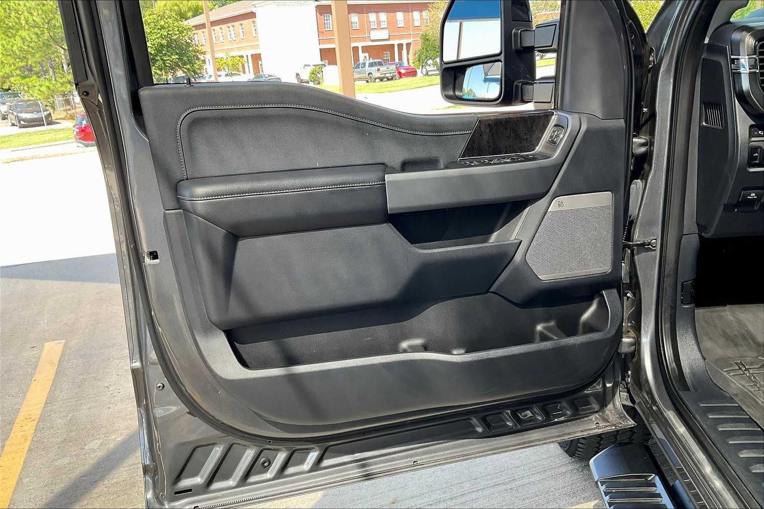 2024 Ford F-250 1500 Denali photo 40