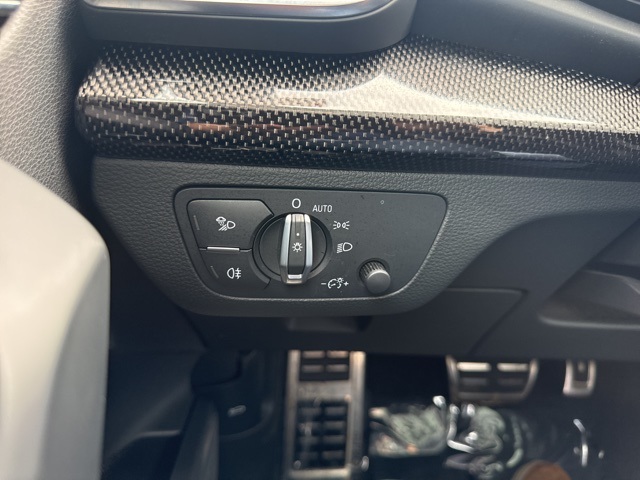 2022 Audi SQ5 Premium photo 22