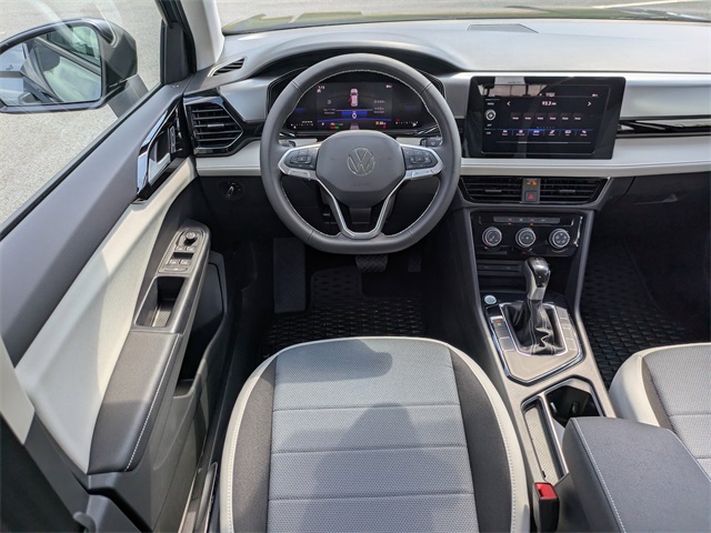 2025 Volkswagen Taos S photo 15