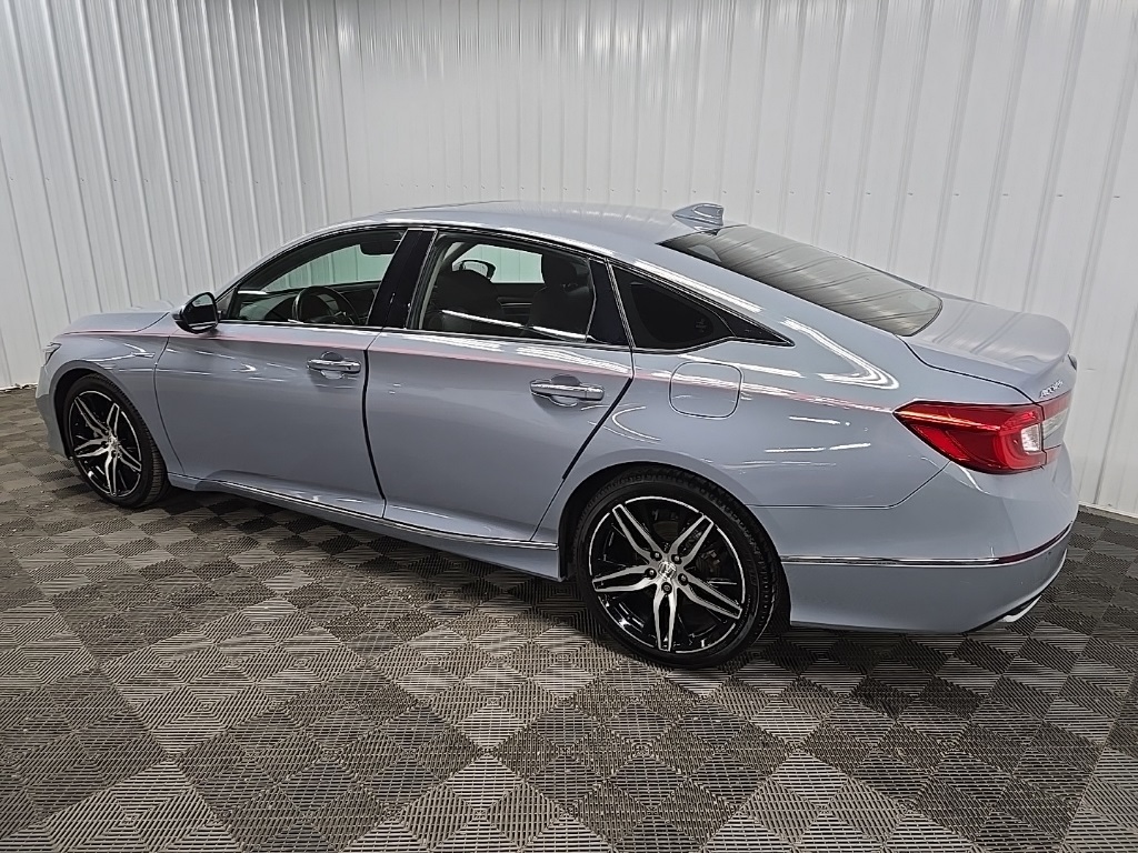 2022 Honda Accord Hybrid Touring photo 4