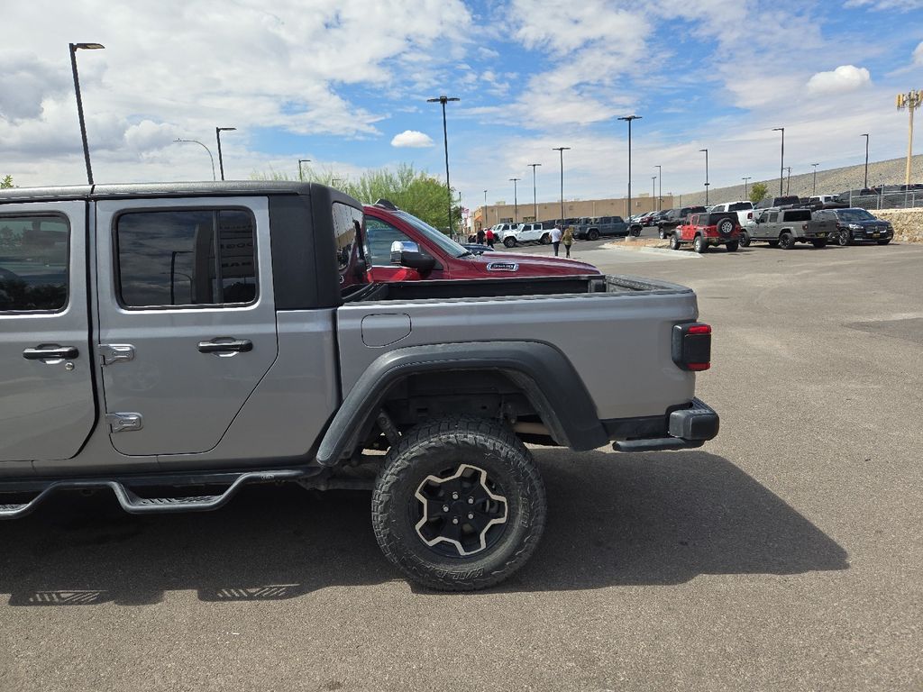 2020 Jeep Gladiator Rubicon photo 4