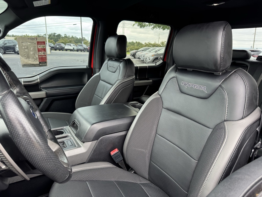 2020 Ford F-150 Raptor photo 3