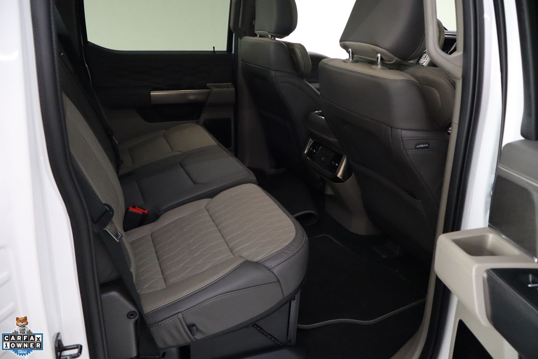 2025 Ford F-450 photo 31