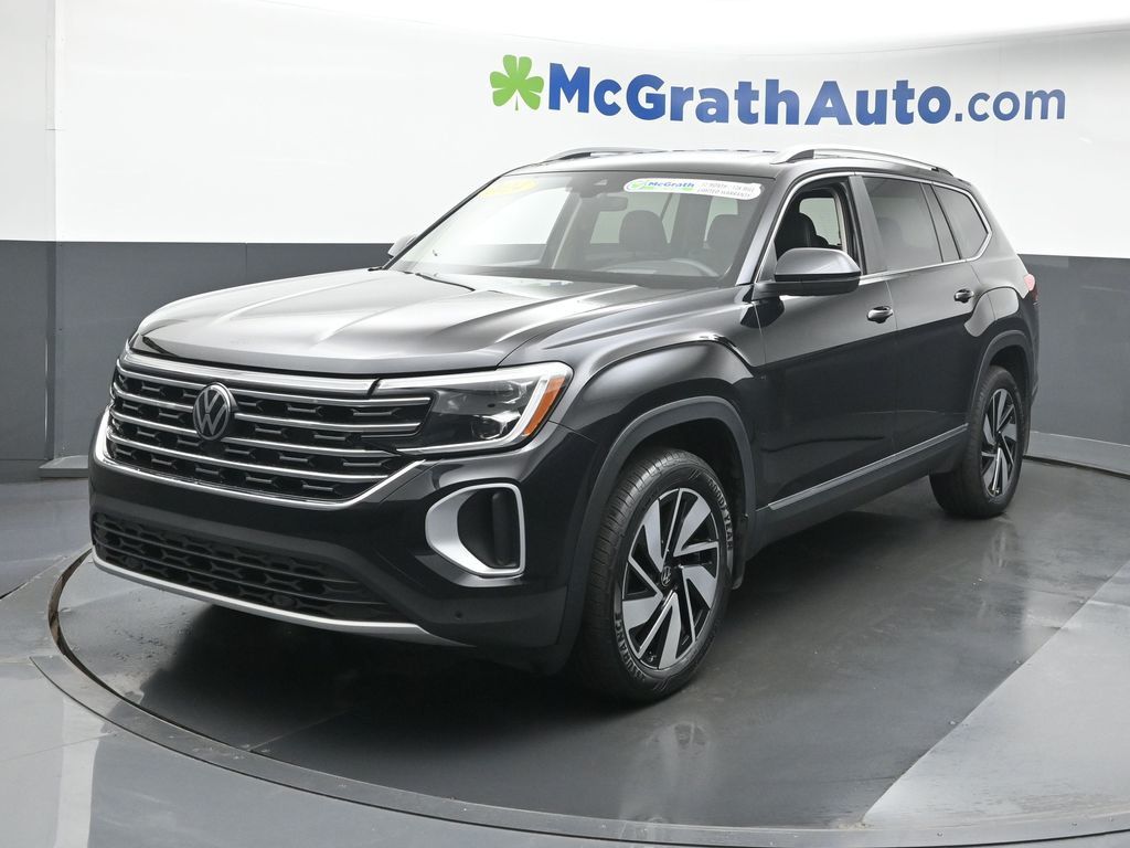 2024 Volkswagen Atlas SEL photo 17