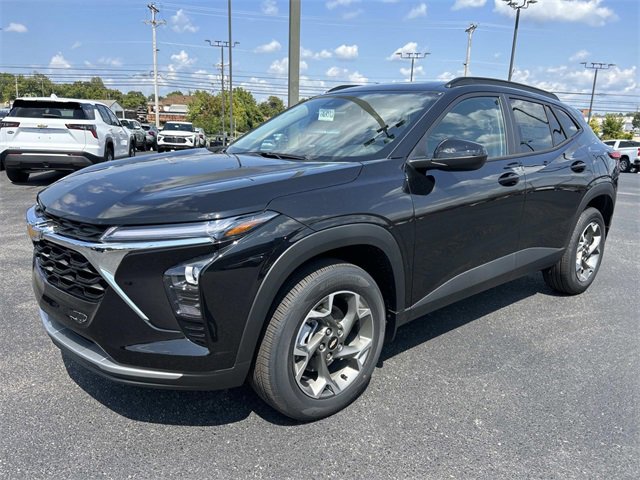2026 Chevrolet Trax LT photo 8
