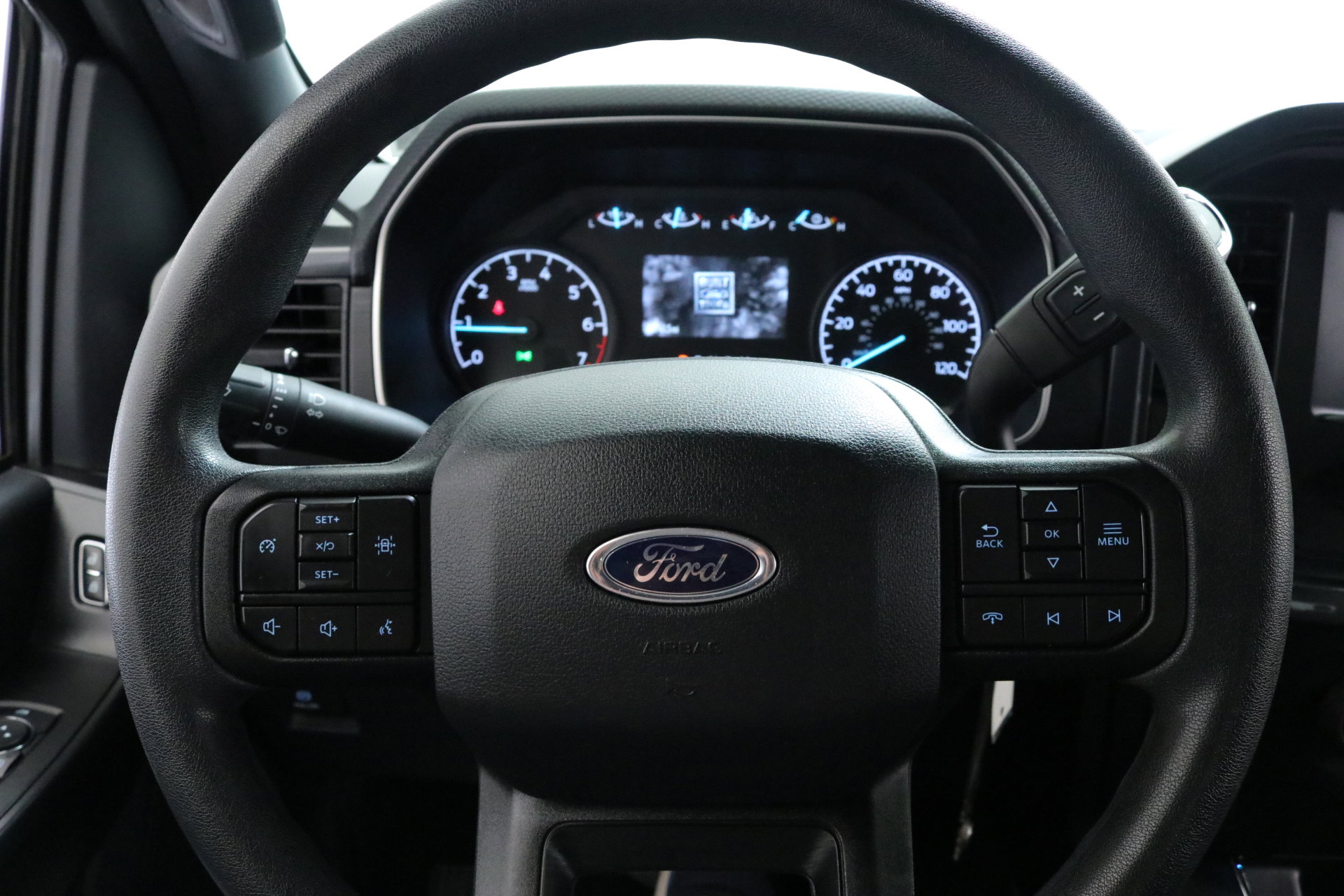 2022 Ford F-150 XL photo 10