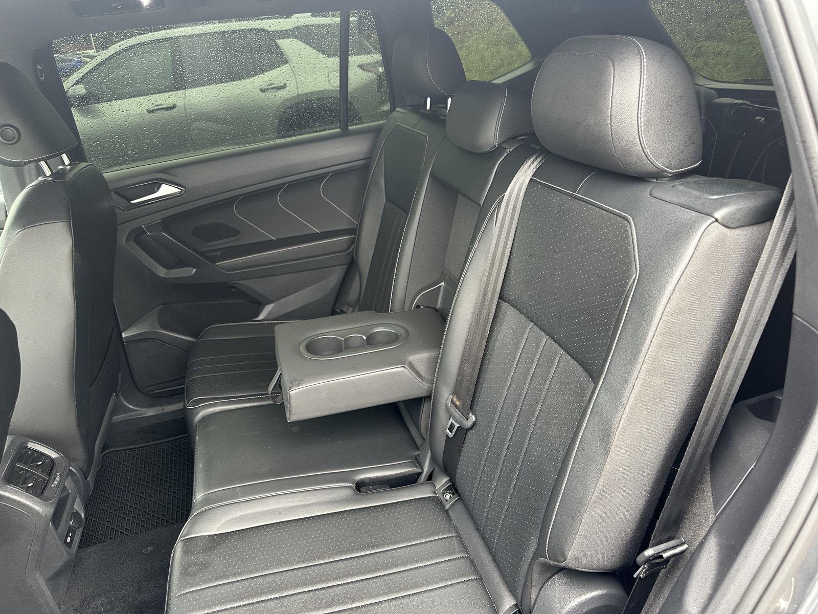 2022 Volkswagen Tiguan SE R-Line Black photo 12