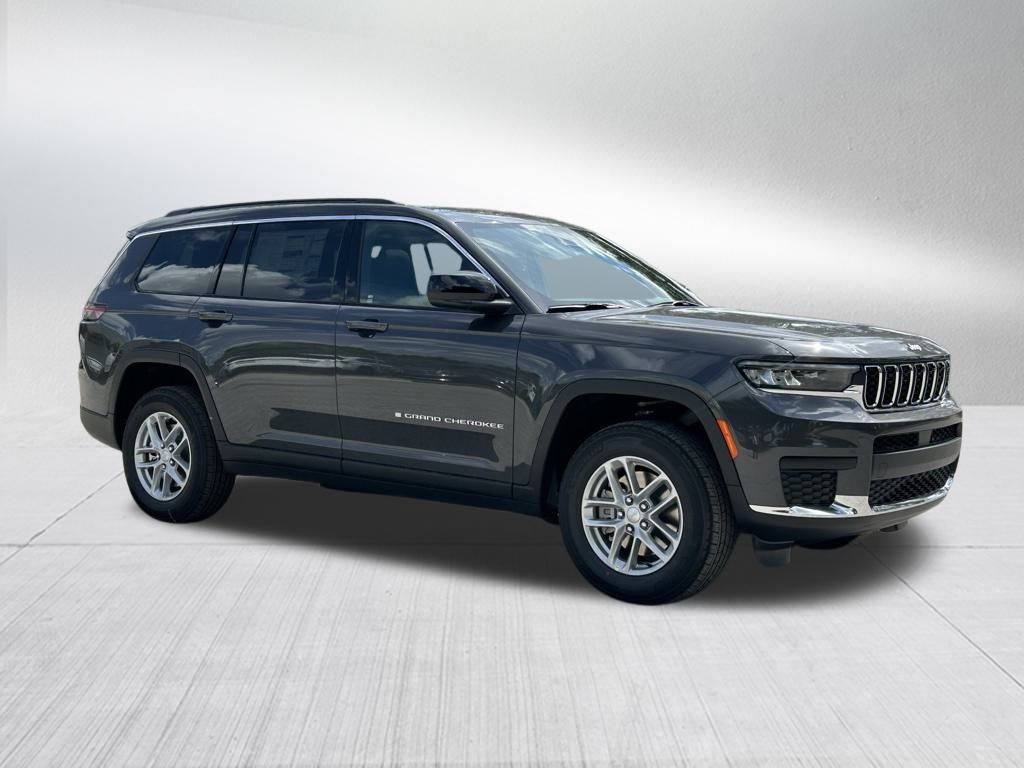2025 Jeep Grand Cherokee Laredo X photo 2