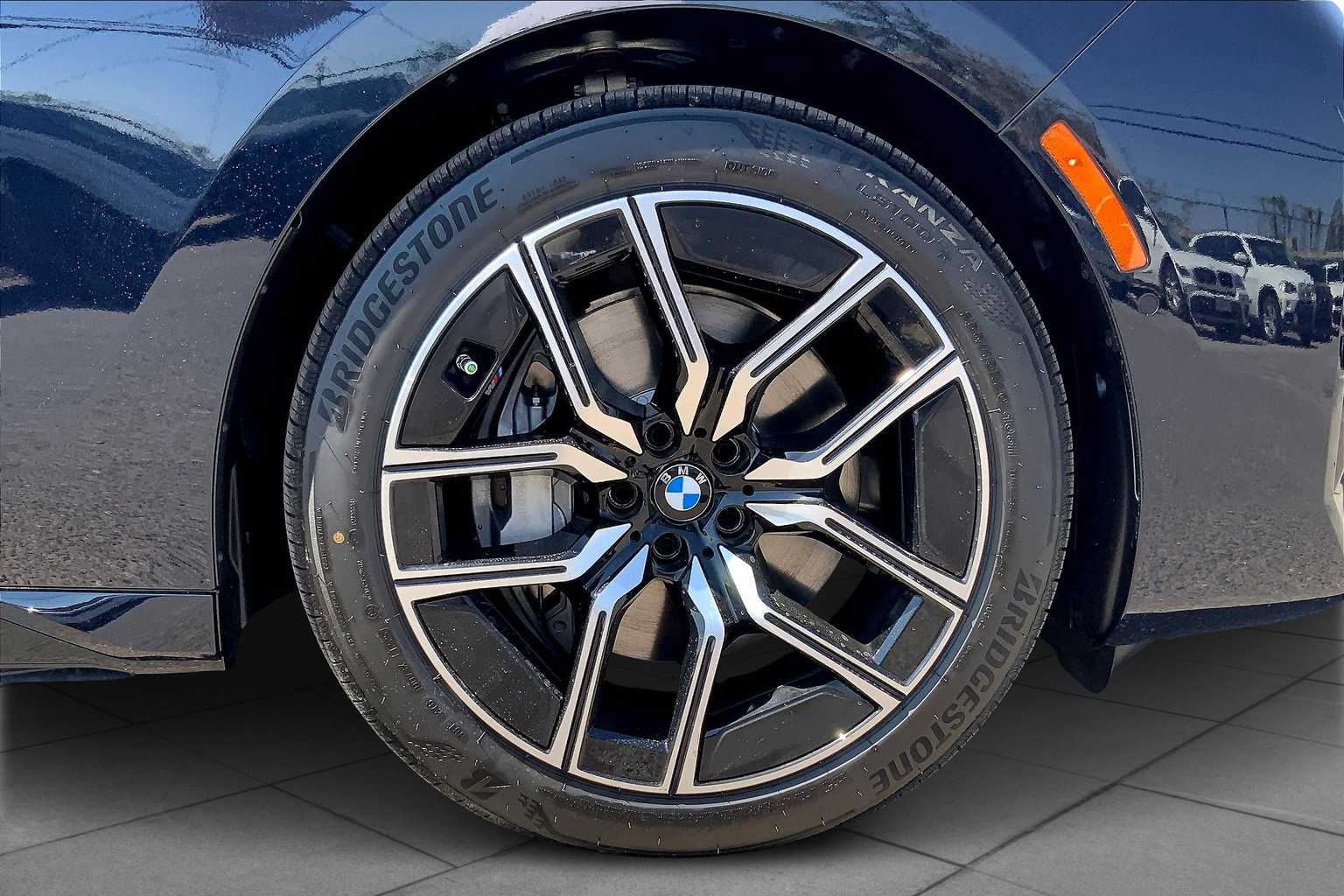 2025 Bmw 740i 740i xDrive photo 11