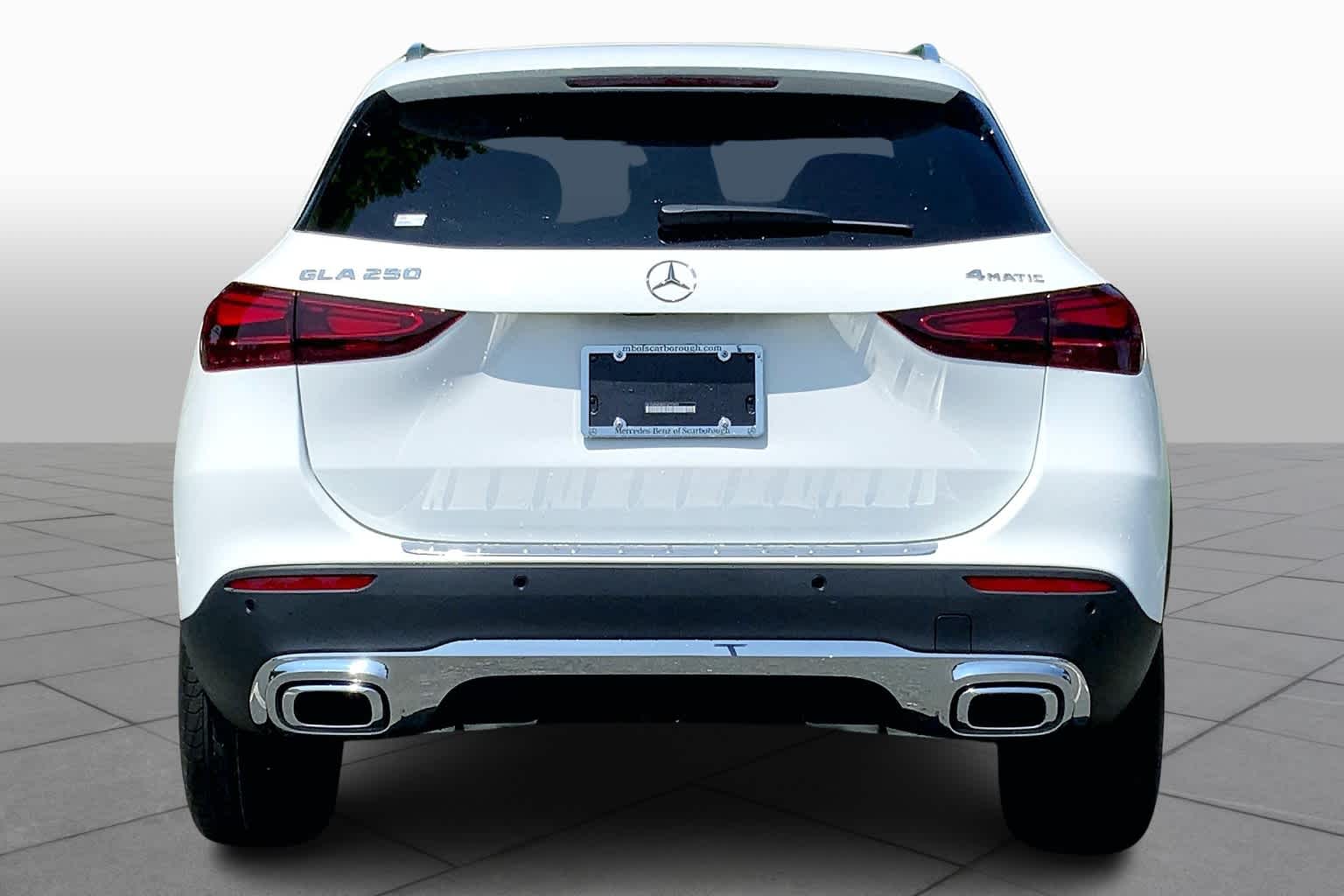 2025 Mercedes Benz GLA 250 4MATIC photo 4