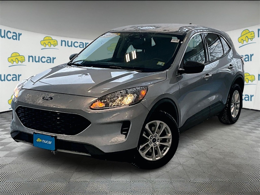 2022 Ford Escape SE photo 3