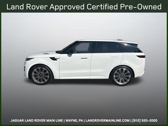 2025 Land Rover Range Rover Sport SE photo 2