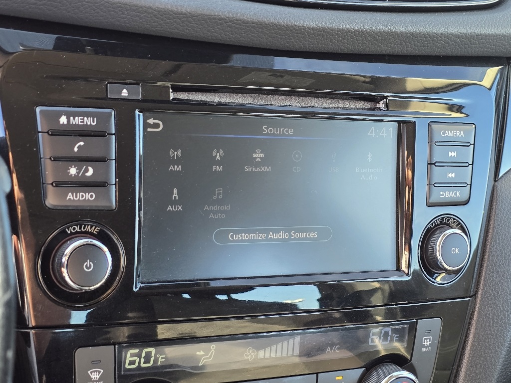 2021 Nissan Rogue Sport SV photo 18