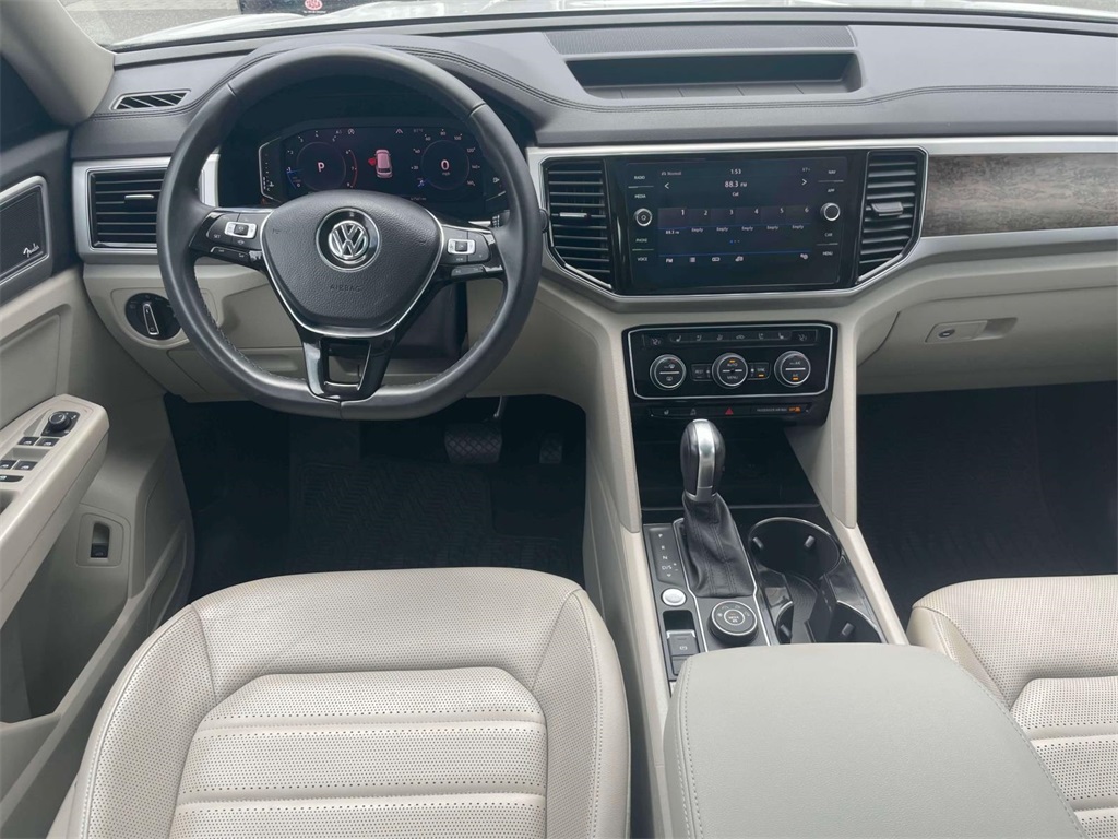 2019 Volkswagen Atlas V6 SEL Premium photo 12