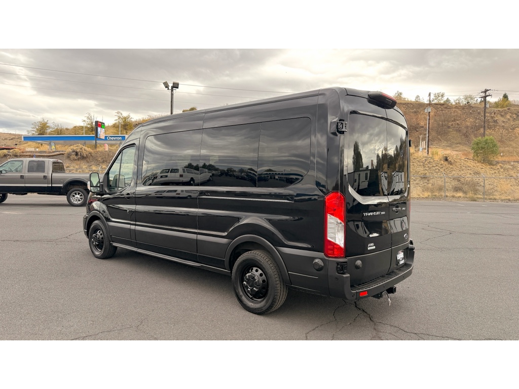 2022 Ford Transit photo 3