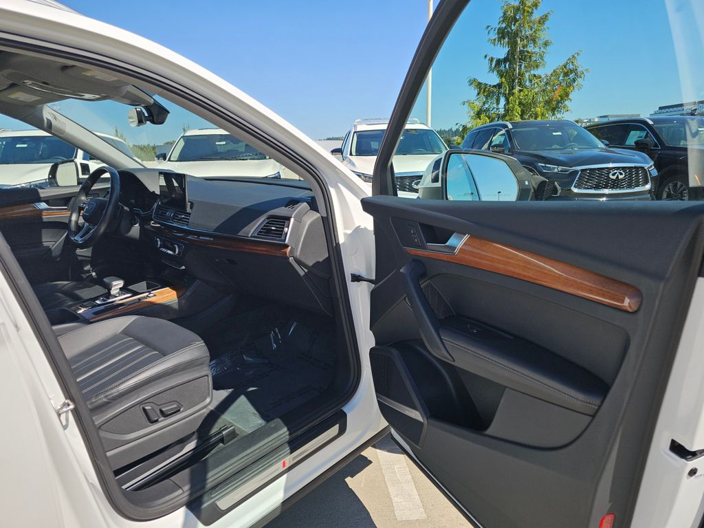 2023 Audi Q5 45 S line Premium photo 12