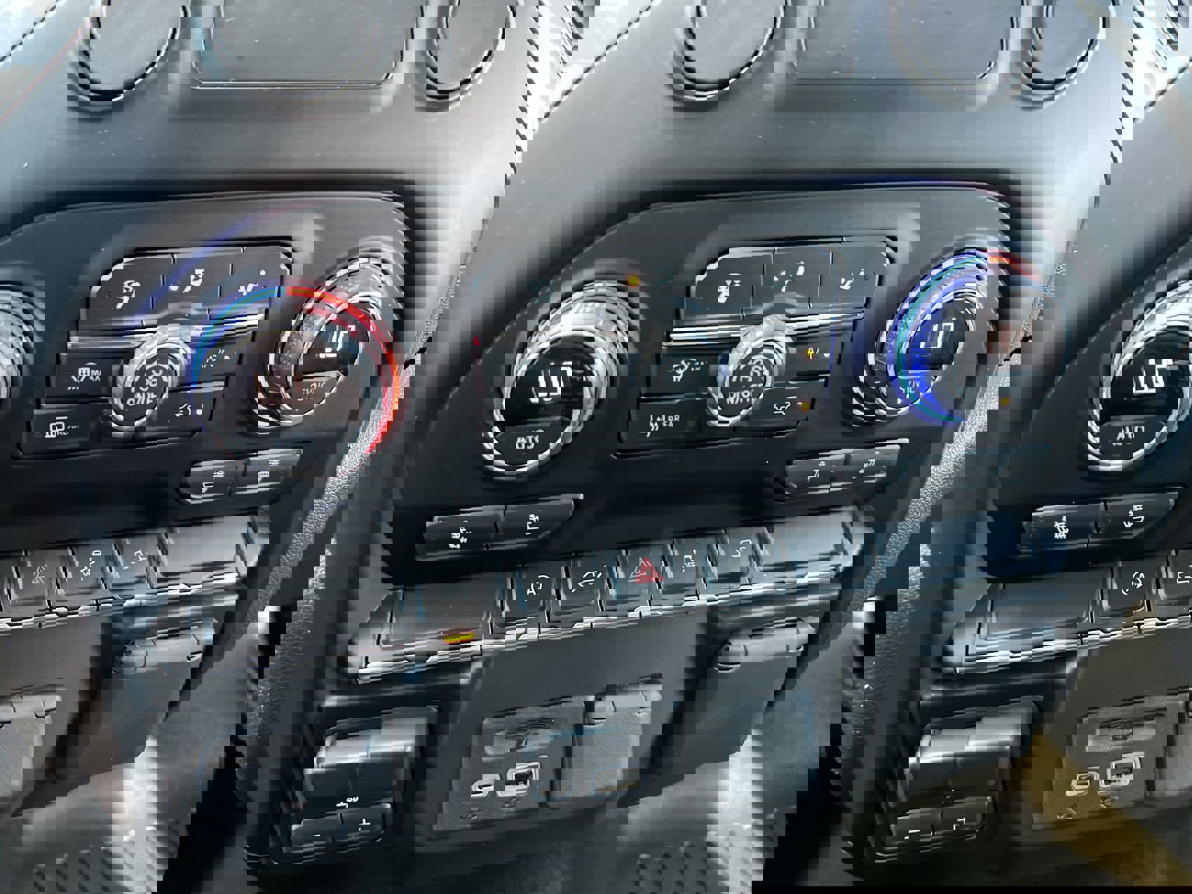 2021 Chevrolet Silverado 1500 LT photo 17