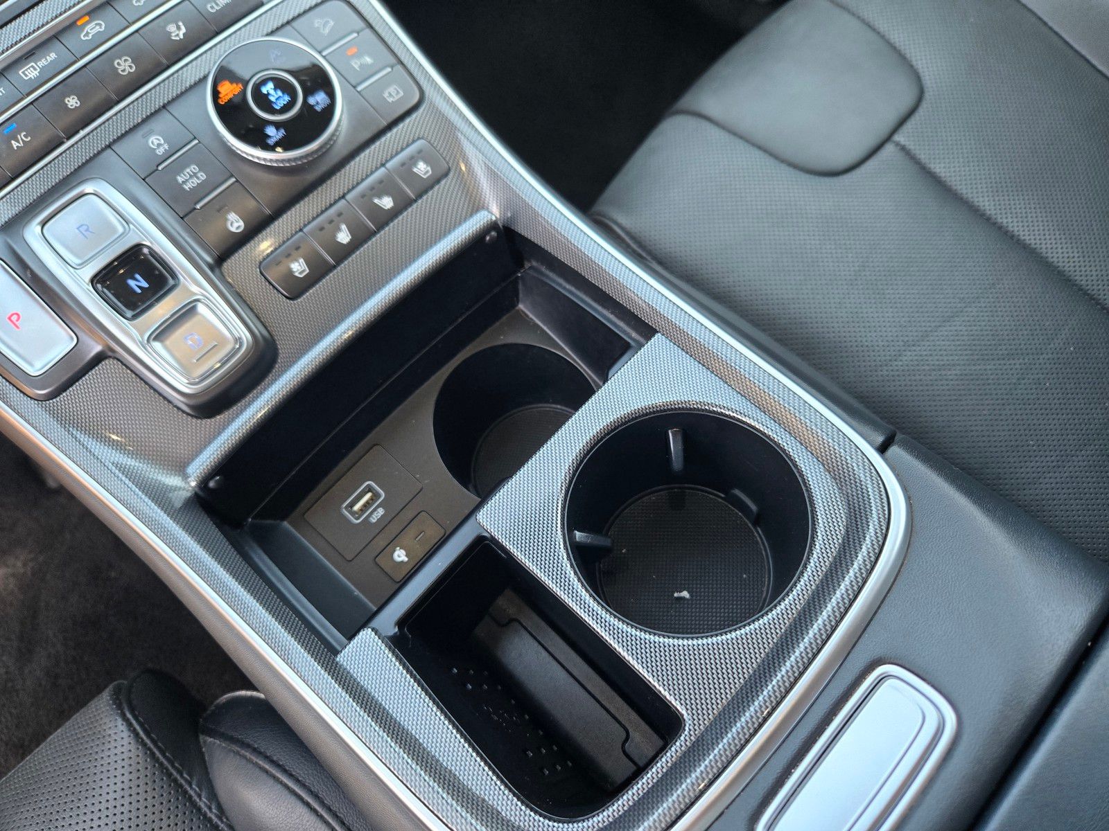 2023 Hyundai Santa Fe Limited photo 16