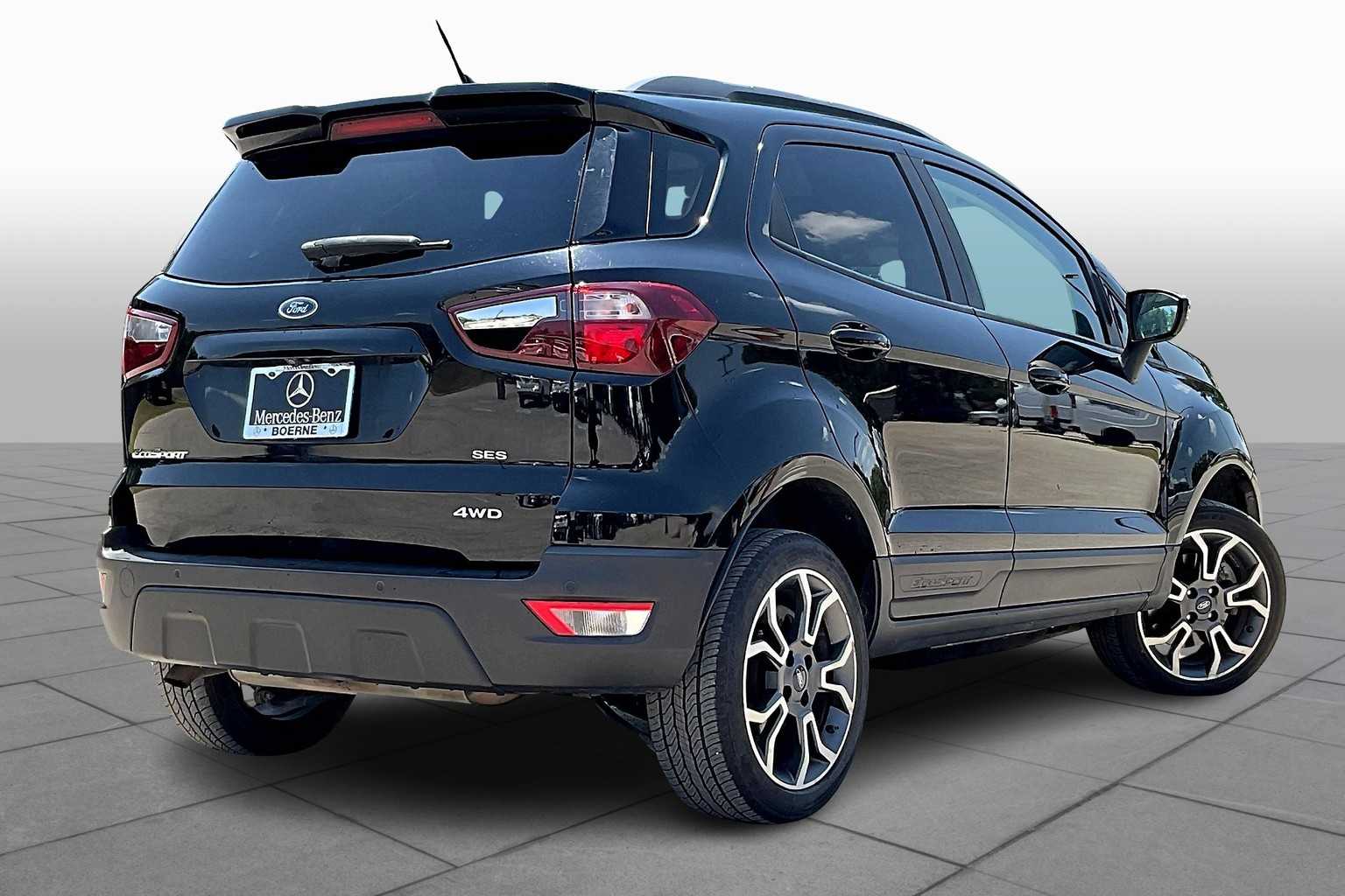 2020 Ford EcoSport SES photo 10