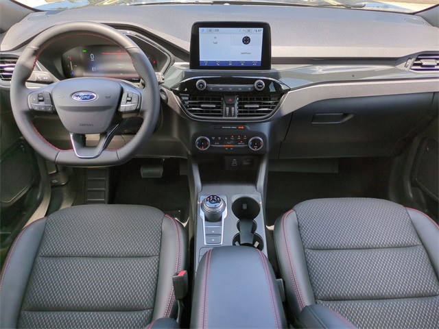 2025 Ford Escape ST-Line photo 13