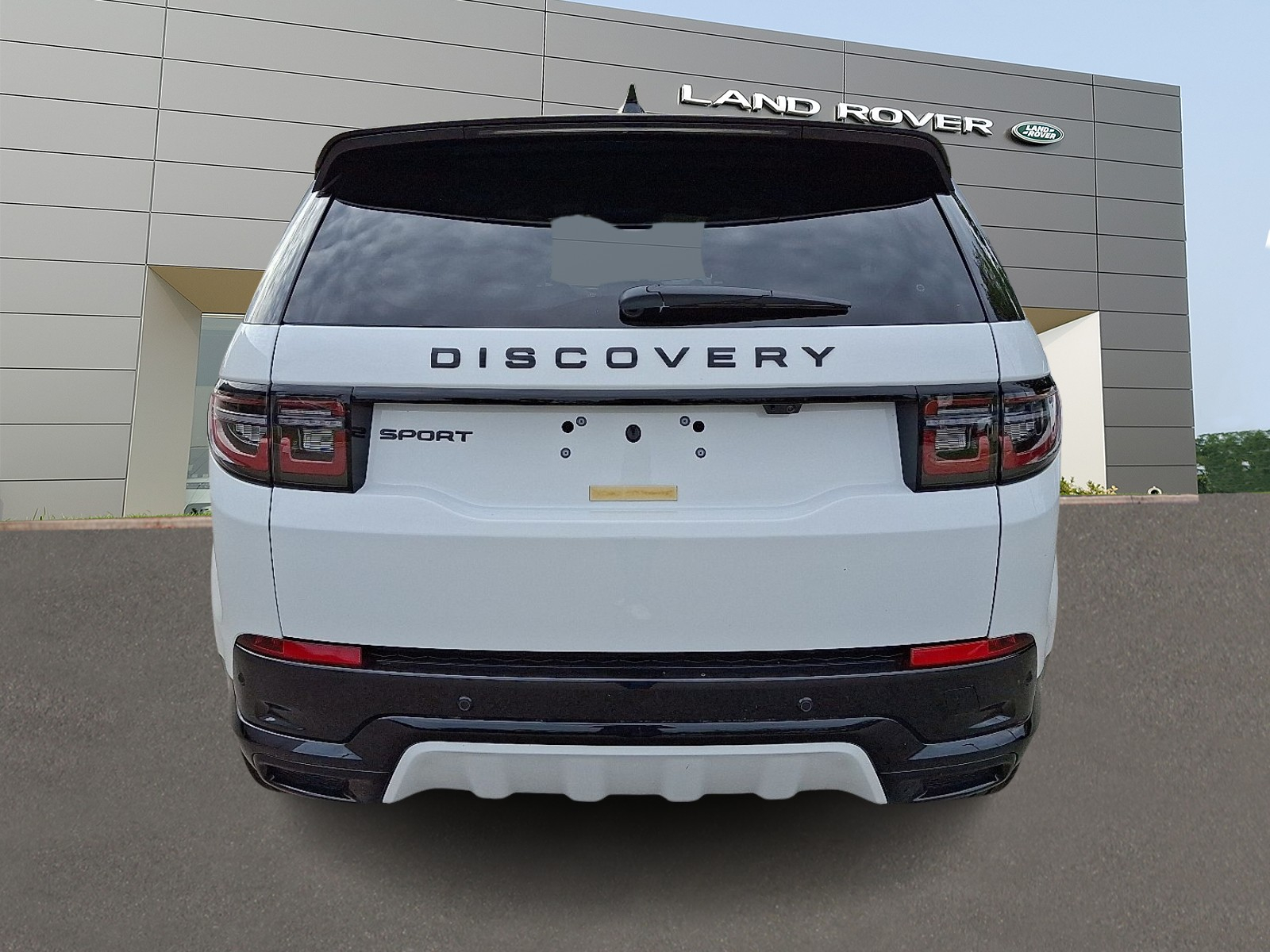2025 Land Rover Discovery Sport Dynamic SE photo 3